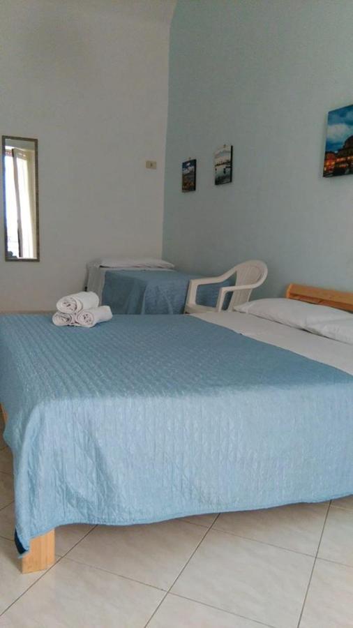 Appartement Domus Adriana à Naples Extérieur photo
