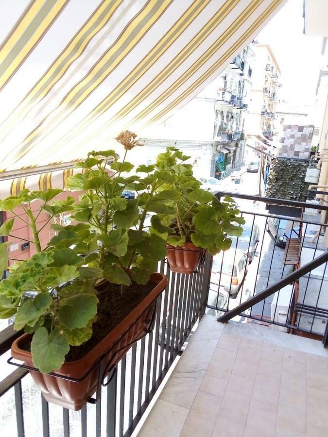 Appartement Domus Adriana à Naples Extérieur photo